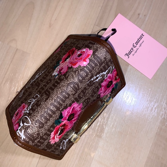 JUICY COUTURE PETAL STATUS Word on the Street Compact Wallet - Picture 2 of 4